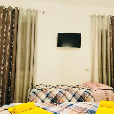 Casa Dei Fiori 3 Apartman Somma Lombardo Kültér fotó